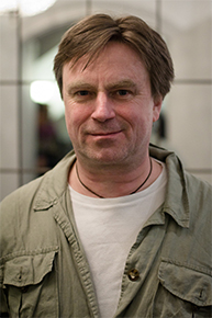  regista Anders Grönros