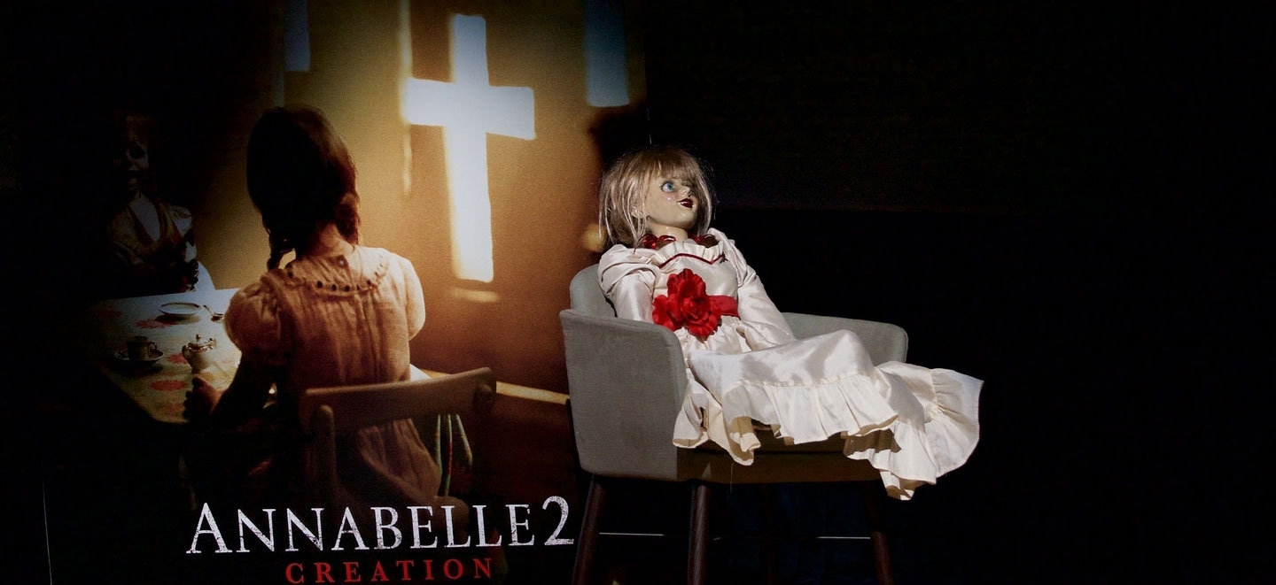 Dopo l’anteprima internazionale al Giffoni 2017, da oggi al cinema l’estate si tinge di horror con &quot;Annabelle 2: Creation&quot;