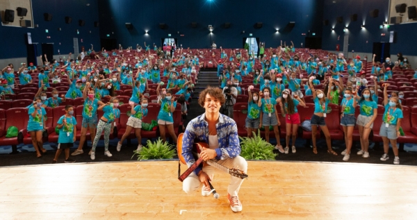 Leo Gassman at Giffoni: &quot;Nice feeling to see all these young people back together&quot;
