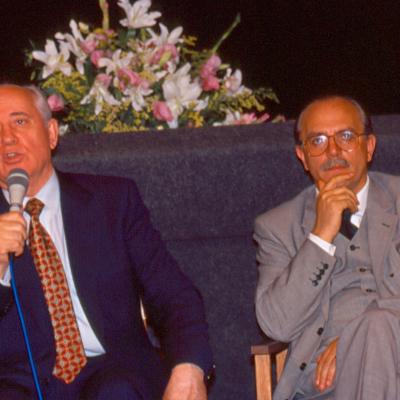 33. Claudio Gubitosi Con Il Premio Nobel Mikhail Gorbaciov