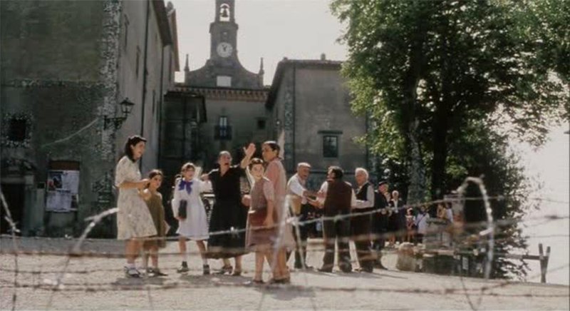 Risultati immagini per il cielo cade giffoni festival