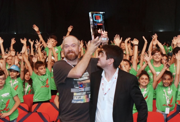 A Giffoni Film Festival lo Special Award TIMVISION-connessione e tecnologia: vince “Alone in Space”